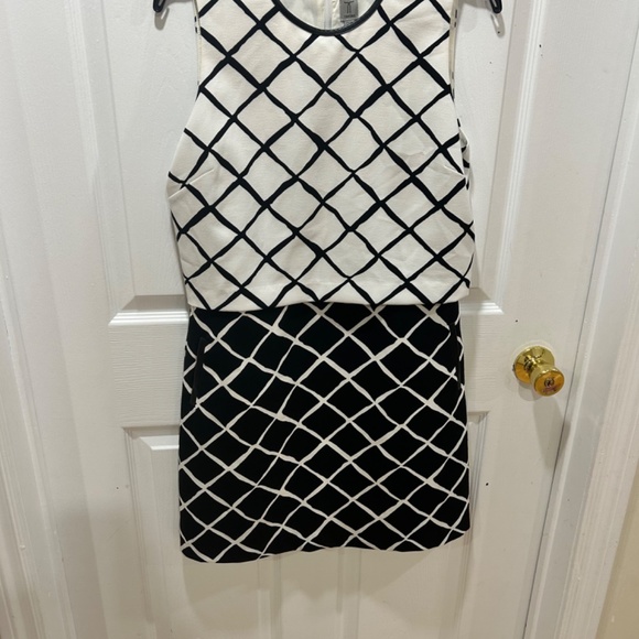 Work dress - Picture 2 of 2